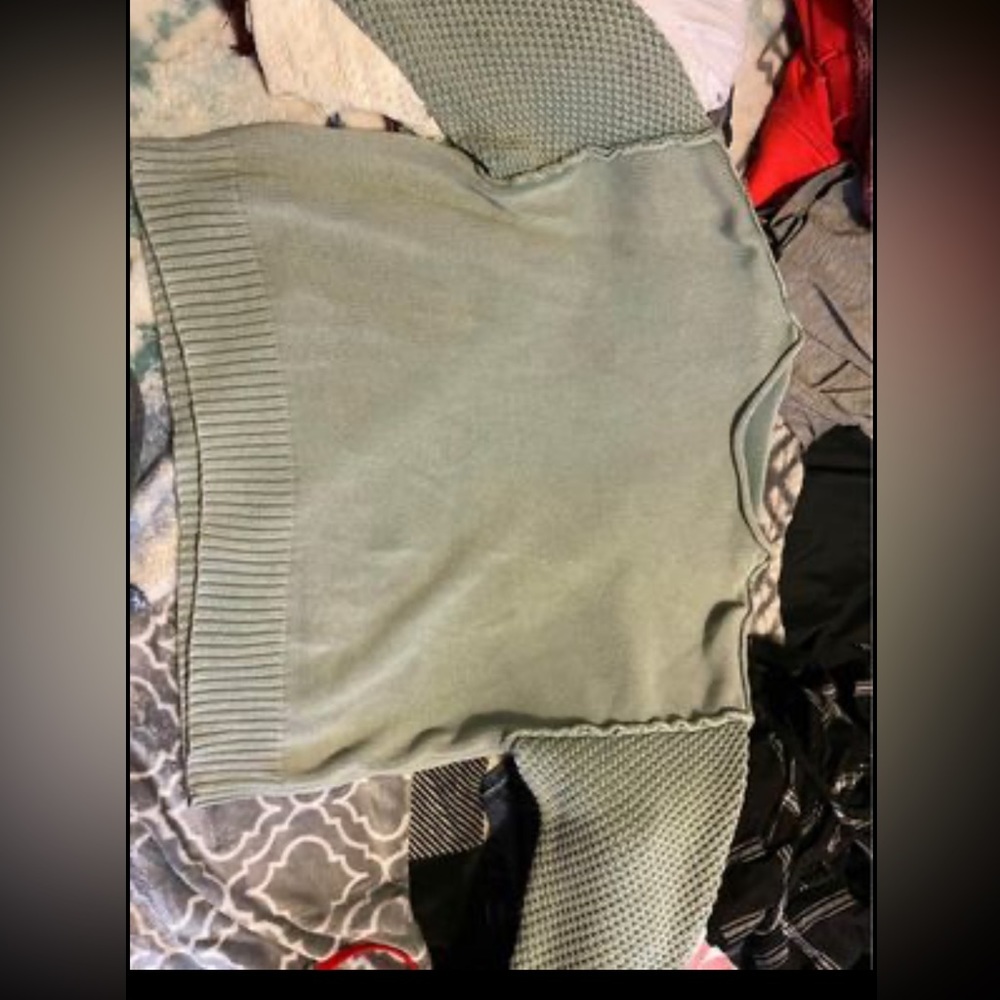 RVCA sage green sweater. Size small.